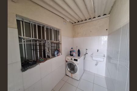 Casa para alugar com 100m², 2 quartos e 1 vaga