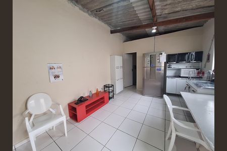 Casa para alugar com 100m², 2 quartos e 1 vaga