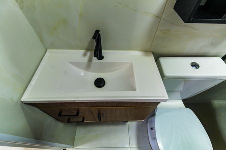 Banheiro de apartamento para alugar com 2 quartos, 50m² em Brás, São Paulo