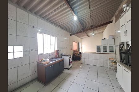 Casa para alugar com 1 quarto, 80m² em Jardim Revista, Suzano