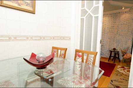 Apartamento à venda com 129m², 3 quartos e 2 vagas Apartamento à venda com 129m², 3 quartos e 2 vagasCopa