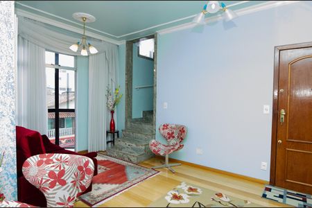 Apartamento à venda com 129m², 3 quartos e 2 vagas Apartamento à venda com 129m², 3 quartos e 2 vagasSala