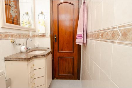 Apartamento à venda com 129m², 3 quartos e 2 vagas Apartamento à venda com 129m², 3 quartos e 2 vagasBanheiro 2
