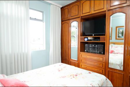 Suite de apartamento à venda com 3 quartos, 129m² em Santa Cruz Industrial, Contagem