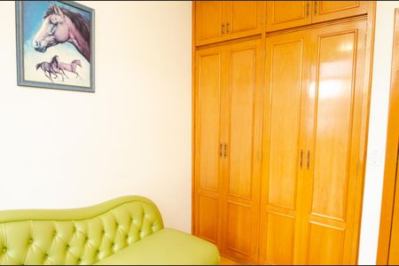 Apartamento à venda com 129m², 3 quartos e 2 vagas Apartamento à venda com 129m², 3 quartos e 2 vagasQuarto 1