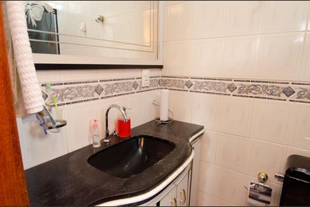 Apartamento à venda com 129m², 3 quartos e 2 vagas Apartamento à venda com 129m², 3 quartos e 2 vagasBanheiro da Suíte