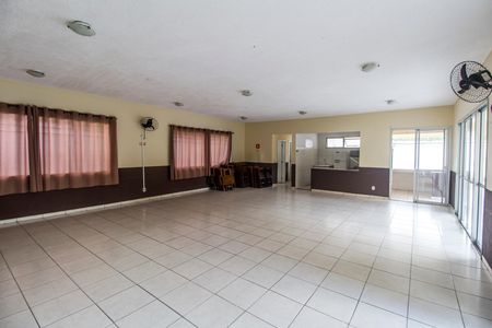 Apartamento para alugar com 62m², 2 quartos e 1 vaga Apartamento para alugar com 62m², 2 quartos e 1 vagaÁrea comum - Salão de festas