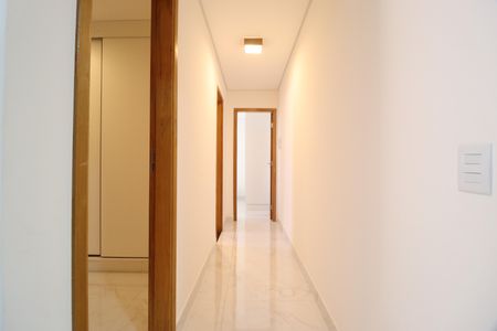 Apartamento para alugar com 45m², 2 quartos e 1 vagaCorredor