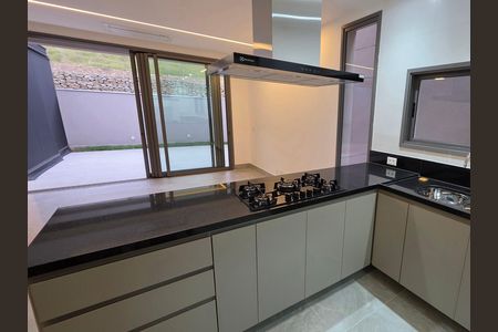 Casa de condomínio para alugar com 230m², 3 quartos e 2 vagasCozinha