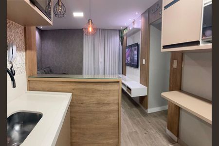 Cozinha de apartamento para alugar com 3 quartos, 64m² em Jardim das Oliveiras, Jacareí