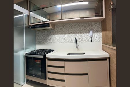 Cozinha de apartamento para alugar com 3 quartos, 64m² em Jardim das Oliveiras, Jacareí