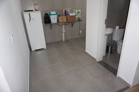 Cozinha de apartamento para alugar com 2 quartos, 50m² em Jardim Sao Luiz, Embu das Artes