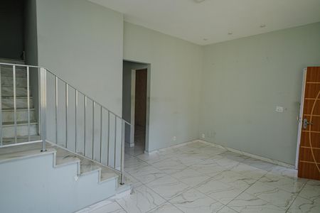 Casa para alugar com 270m², 3 quartos e 3 vagas Casa para alugar com 270m², 3 quartos e 3 vagasSala