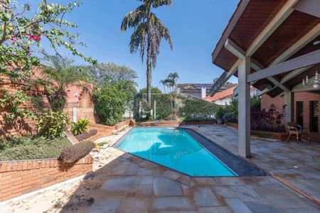 Casa de condomínio à venda com 452m², 4 quartos e 4 vagas Casa de condomínio à venda com 452m², 4 quartos e 4 vagasFoto 04