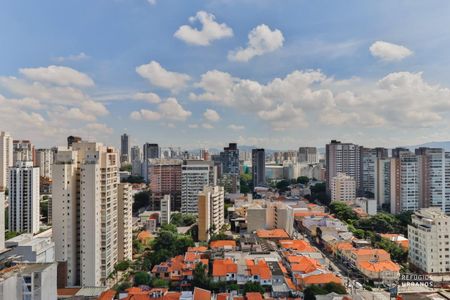 Apartamento à venda com 216m², 4 quartos e 4 vagas