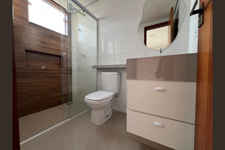Apartamento para alugar com 120m², 3 quartos e 1 vaga Apartamento para alugar com 120m², 3 quartos e 1 vagaBanheiro da Suíte