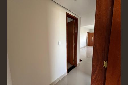 Apartamento para alugar com 120m², 3 quartos e 1 vaga Apartamento para alugar com 120m², 3 quartos e 1 vagaCorredor