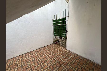 Casa para alugar com 130m², 2 quartos e 2 vagas Casa para alugar com 130m², 2 quartos e 2 vagasCanil