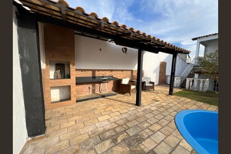 Casa para alugar com 130m², 2 quartos e 2 vagas Casa para alugar com 130m², 2 quartos e 2 vagasÁrea comum - Churrasqueira