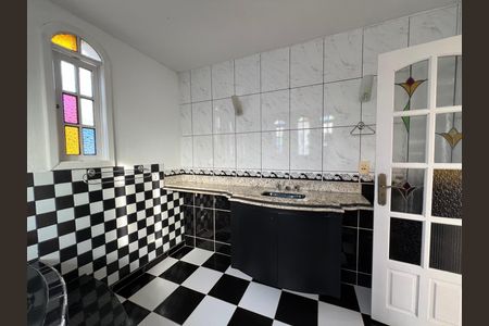 Casa para alugar com 280m², 2 quartos e 2 vagas Casa para alugar com 280m², 2 quartos e 2 vagasBanheiro da Suíte