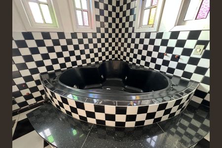 Banheiro da Suíte de casa para alugar com 2 quartos, 280m² em Aeroporto, Juiz de Fora