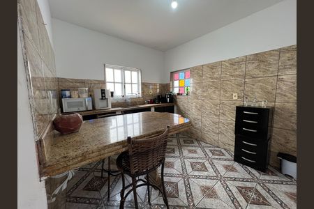 Casa para alugar com 360m², 4 quartos e 3 vagas Casa para alugar com 360m², 4 quartos e 3 vagasCozinha