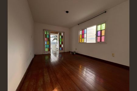 Casa para alugar com 360m², 4 quartos e 3 vagas Casa para alugar com 360m², 4 quartos e 3 vagasSuíte 1
