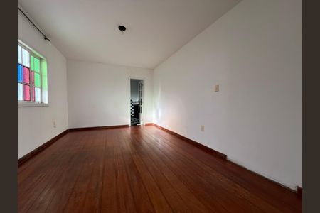 Casa para alugar com 360m², 4 quartos e 3 vagas Casa para alugar com 360m², 4 quartos e 3 vagasSuíte 1