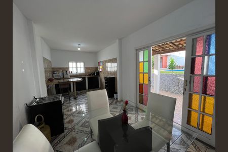 Casa para alugar com 360m², 4 quartos e 3 vagas Casa para alugar com 360m², 4 quartos e 3 vagasSala de Jantar / Cozinha
