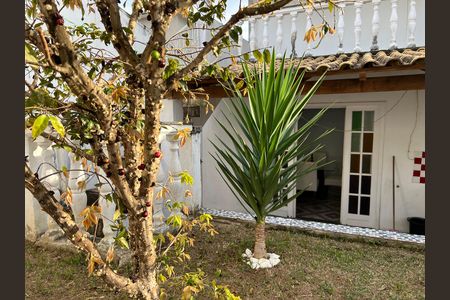 Casa para alugar com 360m², 4 quartos e 3 vagas Casa para alugar com 360m², 4 quartos e 3 vagasJardim