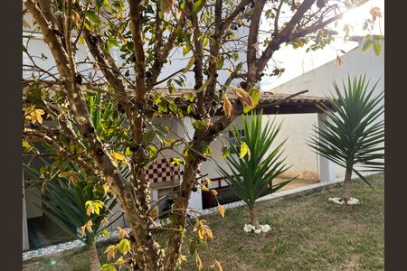 Casa para alugar com 360m², 4 quartos e 3 vagas Casa para alugar com 360m², 4 quartos e 3 vagasJardim