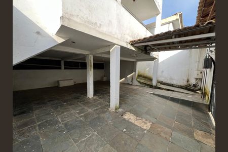 Garagem de casa para alugar com 4 quartos, 360m² em Aeroporto, Juiz de Fora