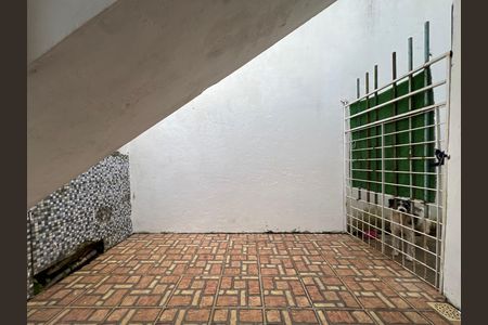 Casa para alugar com 360m², 4 quartos e 3 vagas Casa para alugar com 360m², 4 quartos e 3 vagasCanil