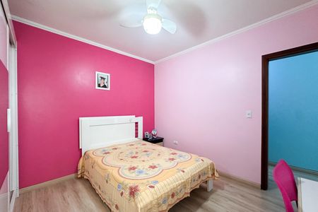Casa à venda com 250m², 3 quartos e 2 vagasQuarto 1
