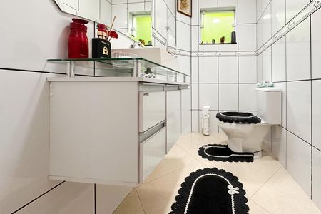 Casa à venda com 250m², 3 quartos e 2 vagasLavabo