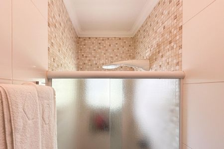 Casa à venda com 250m², 3 quartos e 2 vagasBanheiro da Suíte