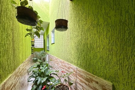 Quintal de casa à venda com 3 quartos, 250m² em Batistini, São Bernardo do Campo