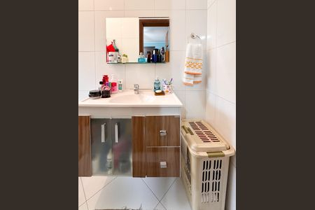 Casa à venda com 250m², 3 quartos e 2 vagasBanheiro da Suíte