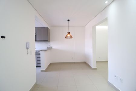 Sala de apartamento para alugar com 2 quartos, 67m² em Novo Mundo, Uberlândia
