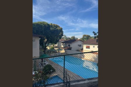 Casa de condomínio à venda com 103m², 3 quartos e 3 vagas Casa de condomínio à venda com 103m², 3 quartos e 3 vagasPiscina