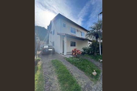Fachada de casa de condomínio à venda com 3 quartos, 103m² em Pechincha, Rio de Janeiro