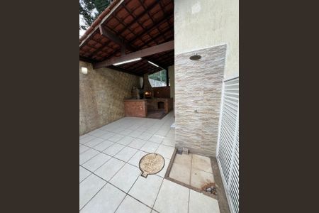 Casa de condomínio à venda com 103m², 3 quartos e 3 vagas Casa de condomínio à venda com 103m², 3 quartos e 3 vagasChurrasqueira
