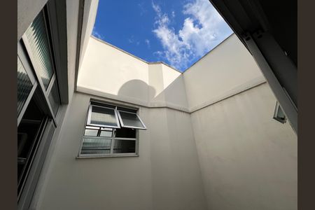 Apartamento para alugar com 81m², 2 quartos e 1 vaga Apartamento para alugar com 81m², 2 quartos e 1 vagaVista área de serviço