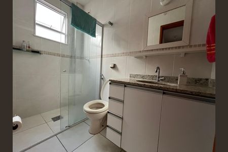 Apartamento para alugar com 81m², 2 quartos e 1 vaga Apartamento para alugar com 81m², 2 quartos e 1 vagaBanheiro