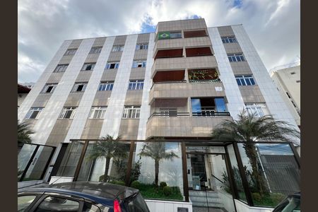 Apartamento para alugar com 81m², 2 quartos e 1 vaga Apartamento para alugar com 81m², 2 quartos e 1 vagaFachada do Prédio