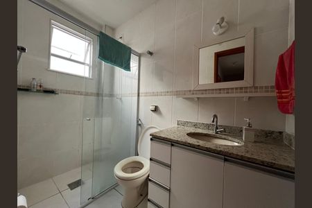 Apartamento para alugar com 81m², 2 quartos e 1 vaga Apartamento para alugar com 81m², 2 quartos e 1 vagaBanheiro