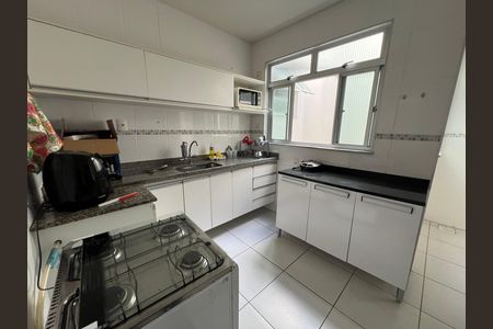 Apartamento para alugar com 81m², 2 quartos e 1 vaga Apartamento para alugar com 81m², 2 quartos e 1 vagaCozinha