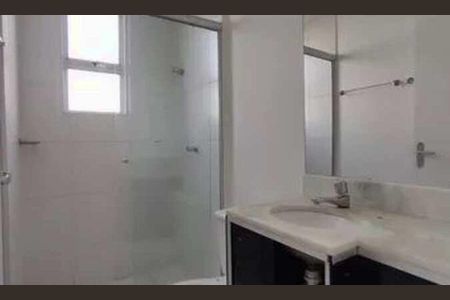 Banheiro social de apartamento para alugar com 2 quartos, 47m² em Jardim Guanabara, Belo Horizonte
