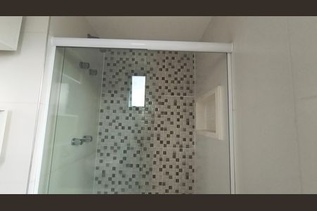 Apartamento para alugar com 81m², 2 quartos e 1 vaga Apartamento para alugar com 81m², 2 quartos e 1 vagaBanheiro da Suíte 1