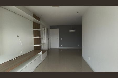 Apartamento para alugar com 81m², 2 quartos e 1 vaga Apartamento para alugar com 81m², 2 quartos e 1 vagaSala